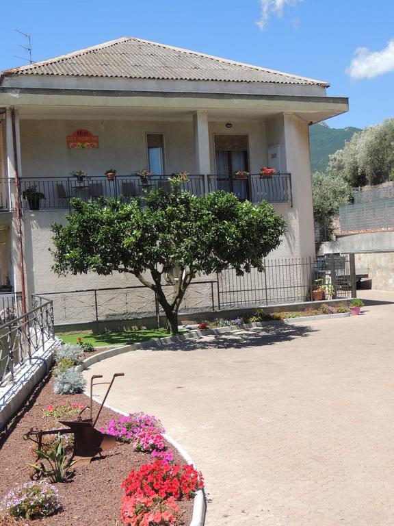 Gli Agrumi Giustenice Bagian luar foto